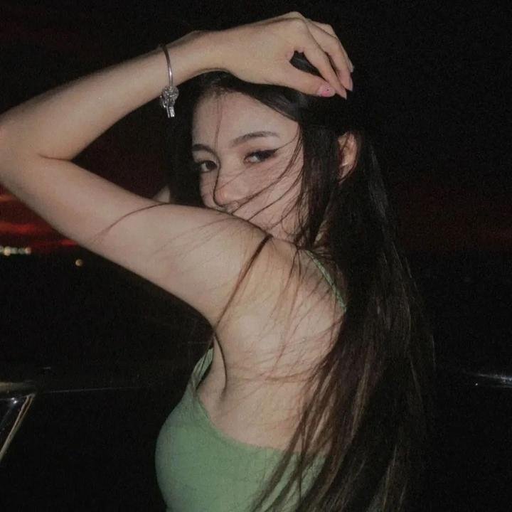 倾城歌手