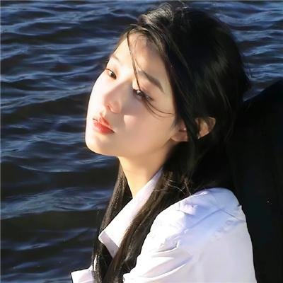 俏皮女学生